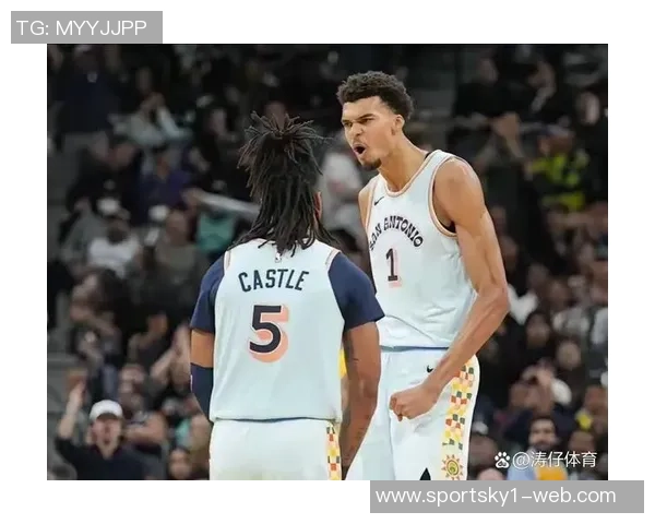 马刺对阵国王卡斯尔因左臀部伤势缺席本场比赛 马刺对阵国王卡斯尔因左臀部伤势缺席本场比赛