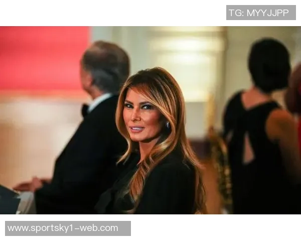 乔治娜分享美丽瞬间出席梅拉尼娅特朗普纪录片首映盛典